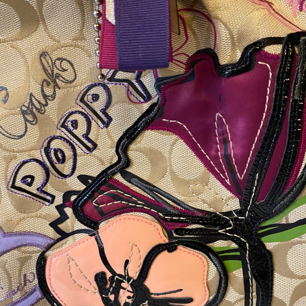 Coach Poppy Tote (USED) - Picture 3 of 15